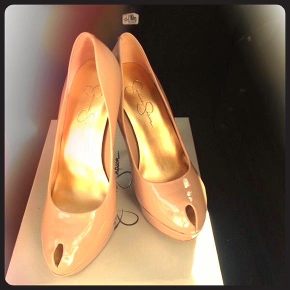 Jessica Simpson - Nude Peep Toe Heels