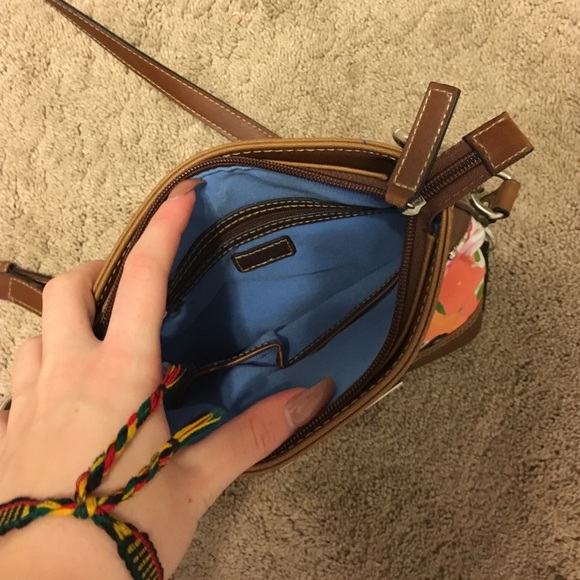 Purse - Picture 2 of 3