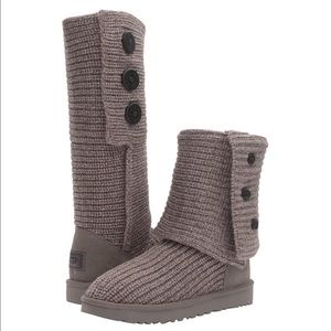 100% auth Ugg Cardy Classic  Boots