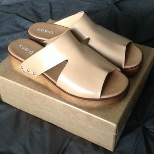 Kelsi Dagger Brooklyn wedge tan size 9