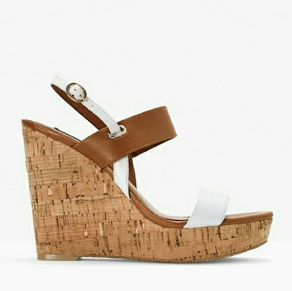 Tri-color Wedge - Picture 2 of 4