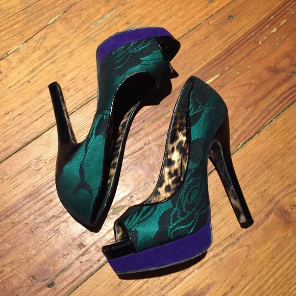 Betsey Johnson Samantaa Heels