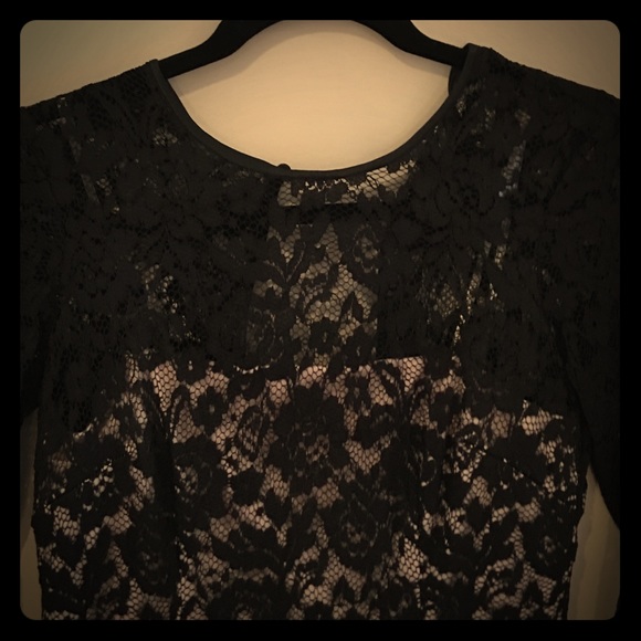 Maggy London lace dress--fully lined