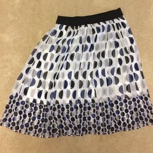 White House black market skirt 6