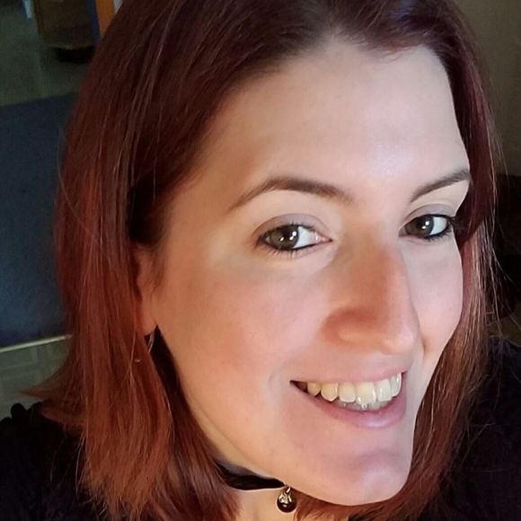 Meet your Posher, Sabrina