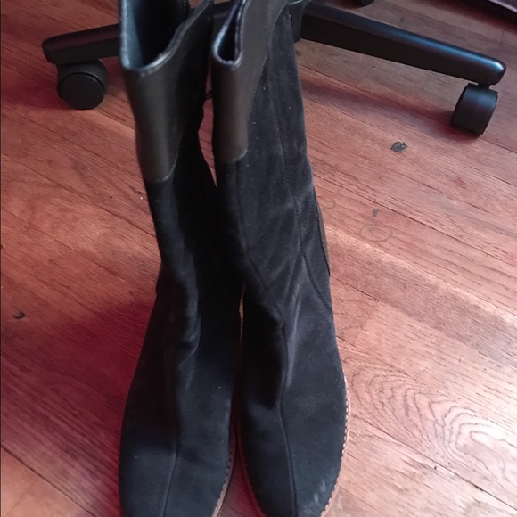 A pair of never used UGG - Picture 1 of 4