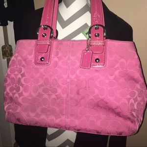 Large Coach Bag - Pink