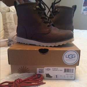 ‼️SOLD‼️Boys UGG Boots