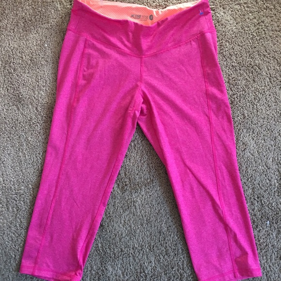 Brand new Old Navy active pants - Picture 2 of 4