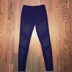 Alo Moto leggings