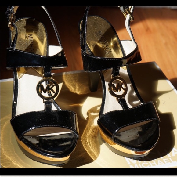 Michael Kors- Black and Gold Shoes - Picture 2 of 4
