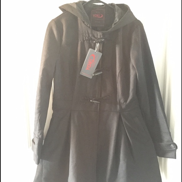 Black Yoki Princess Seam Coat New With Tags