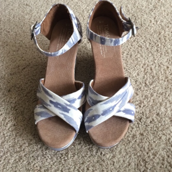Toms wedge sandal