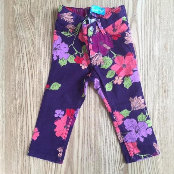 Adjustable waist jeans
