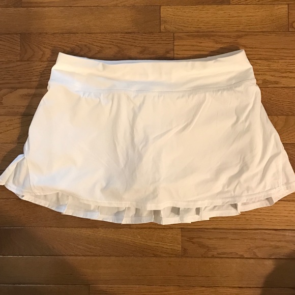 Lululemon pace setter size 8