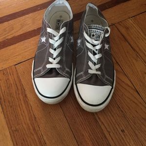 Converse grey sneakers size 6