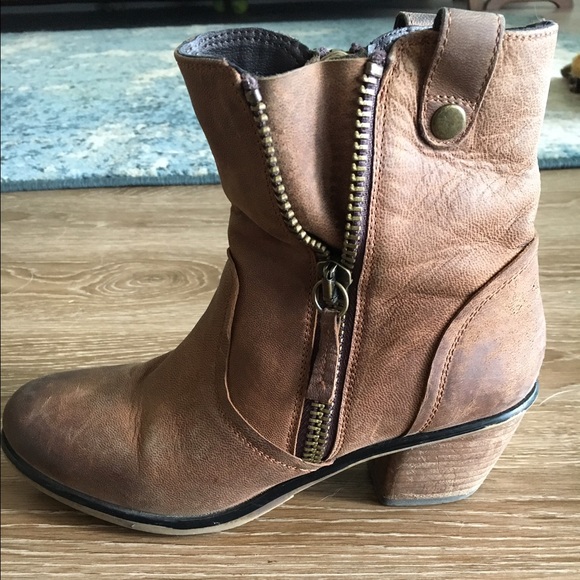 Steve Madden Wallflwr Boots