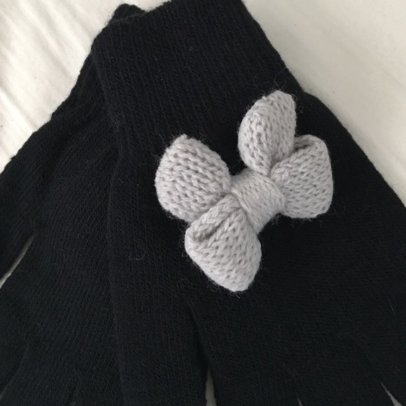 NWT Lulu texting gloves -OS - Picture 2 of 3