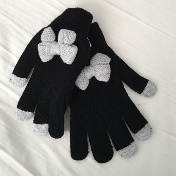 NWT Lulu texting gloves -OS - Picture 3 of 3
