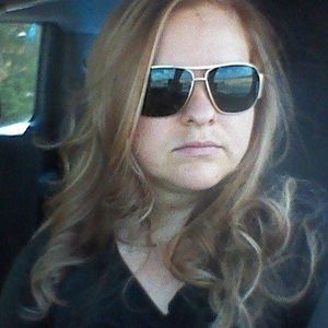Meet your Posher, Claudia