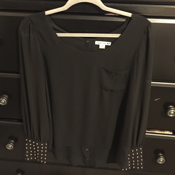 Black blouse