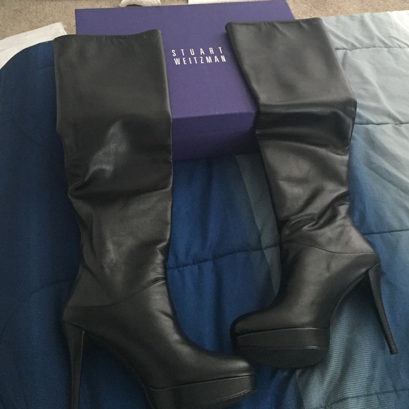 Stuart Weitzman Slouchy boot!!