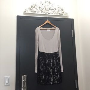 Nude & Black Coveted Clothing Lace Dress