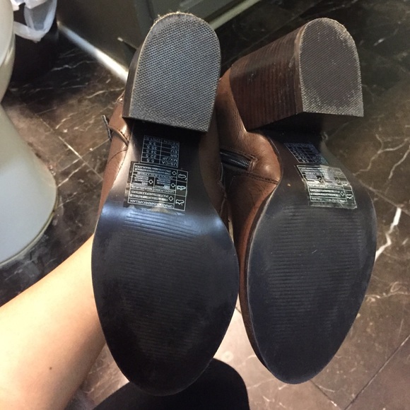 Booties - Picture 4 of 4