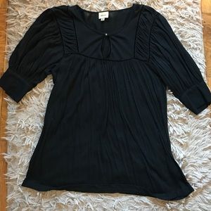 Ella Moss Black Keyhole Top