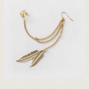 Super cute gold feather statement earring