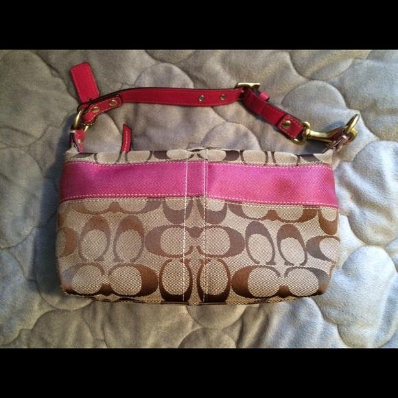 Coach purse - Picture 2 of 4