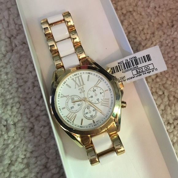 NWT Charming Charlie Watch Gold