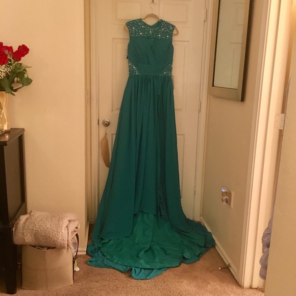 Formal dress gown NWT! Perfect condition!