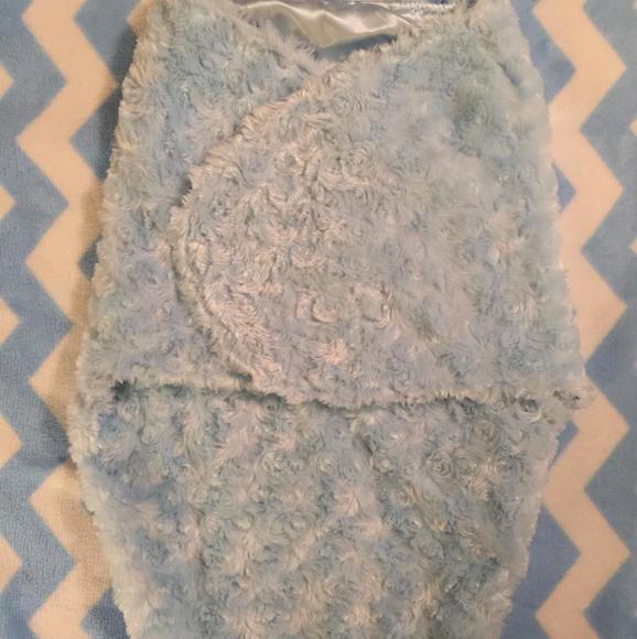 💤💤cozy and warm swaddle