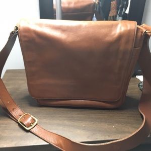 Authentic Coach LEATHER flip over bag.