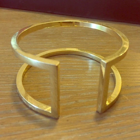 Cuff bracelet