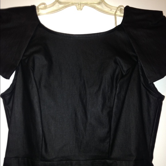 LBD - Picture 4 of 4