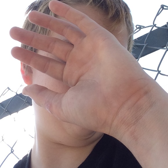 Meet your Posher, Josh - Picture 1 of 1