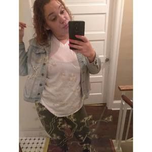 Meet your Posher, Damaris