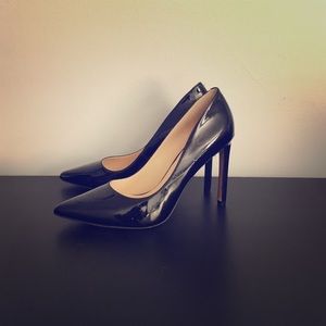 Nine West Classic Black Patent Pump