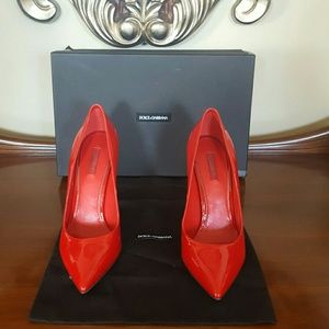 NEW Dolce & Gabbana Red Pump