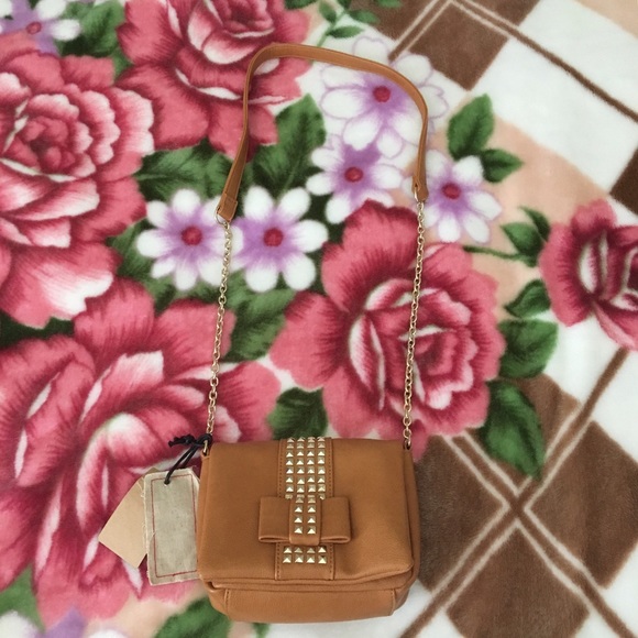 Cross body purse SOLD