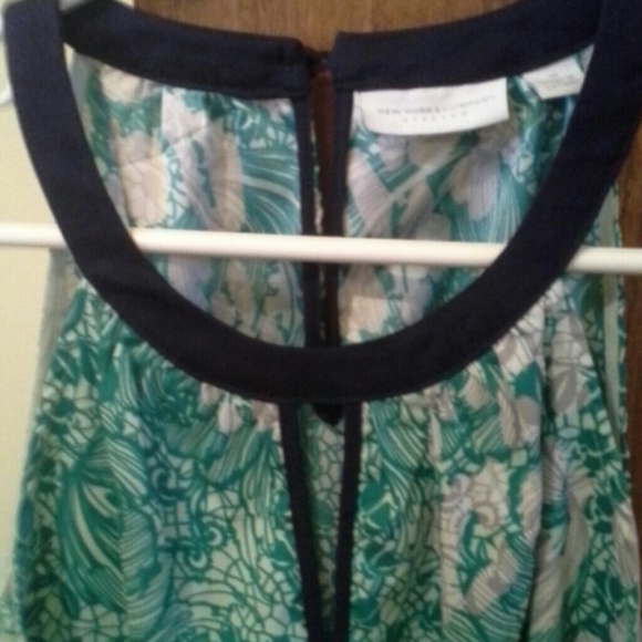 Top - Picture 2 of 3