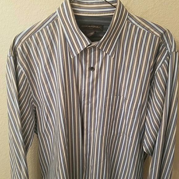 Banana Republic mens Large pinstripe dress shirt