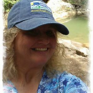 Meet your Posher, Deborah