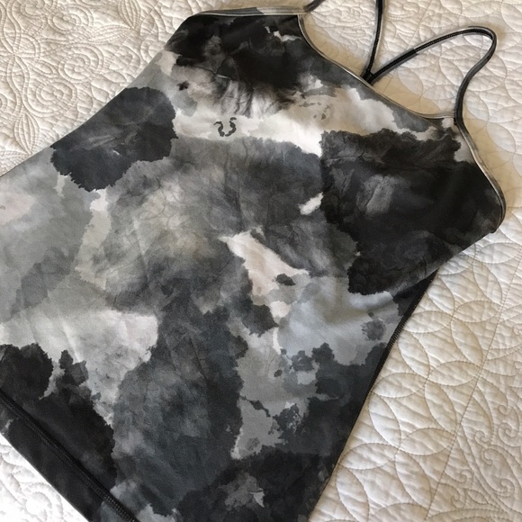 Lululemon power tank