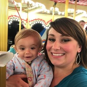 Meet your Posher, Stephanie