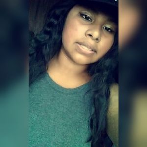 Meet your Posher, Alyne