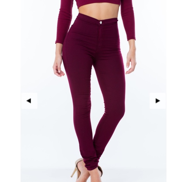 Burgundy highwaist pants