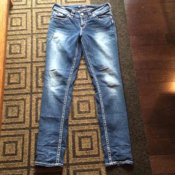 DISC. SHIP! Cute Silver jeans! Size 27 - Picture 4 of 4